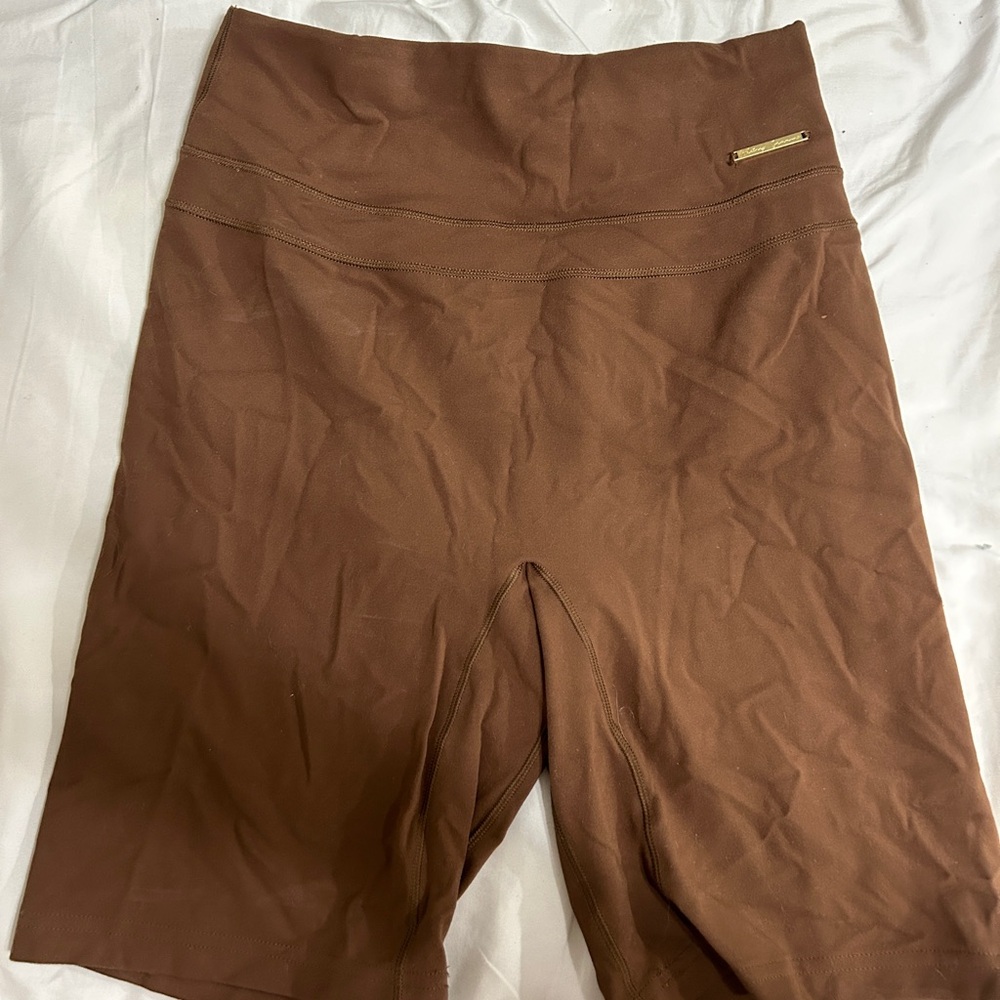 Gymshark Whitney Simmons shorts - sz small